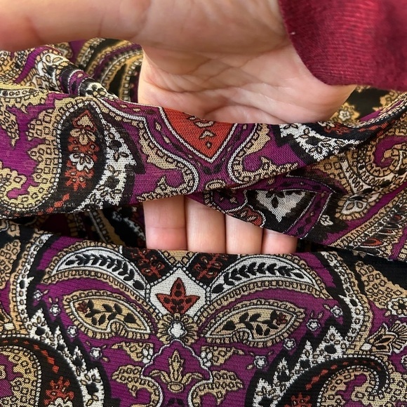 I.N.C /Purple Paisley Open Chest Blouse/ beautiful/ size XL - Picture 3 of 11